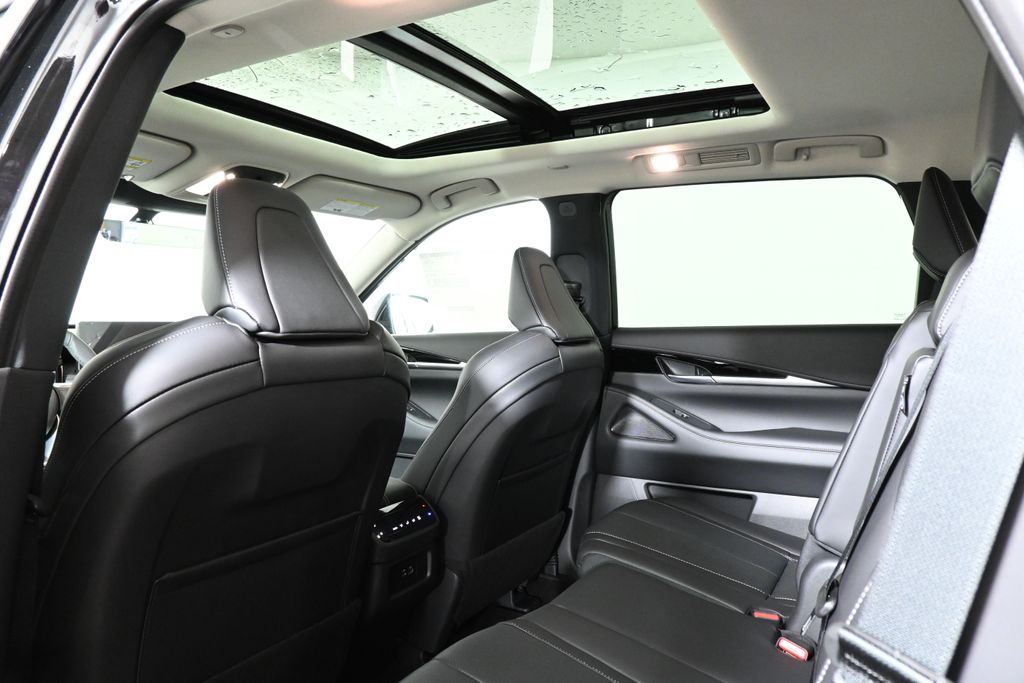 2025 INFINITI QX60 Pure 25