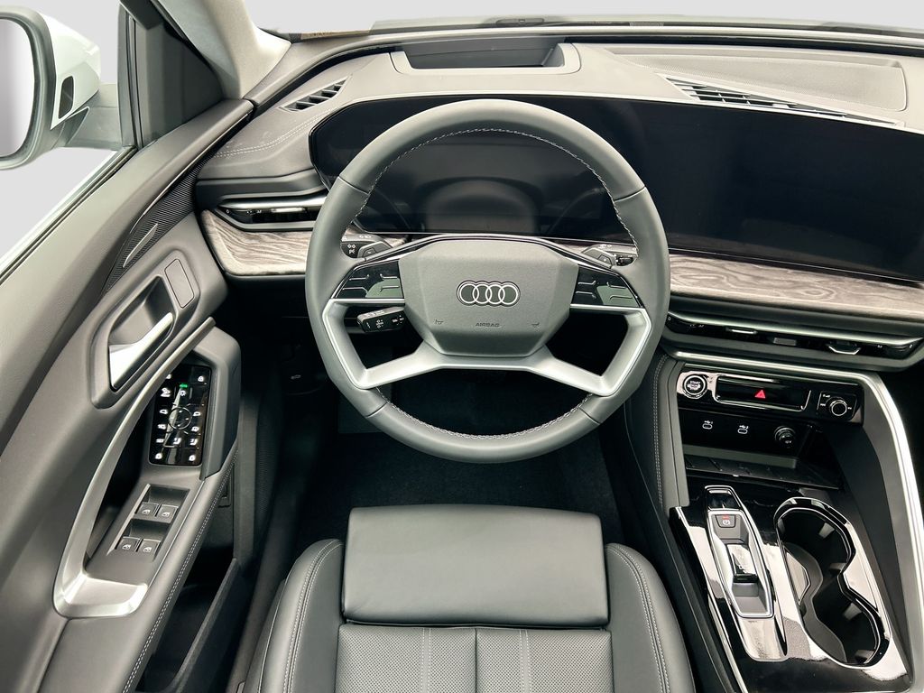 Thumbnail: 2025 Audi Q5 - 10