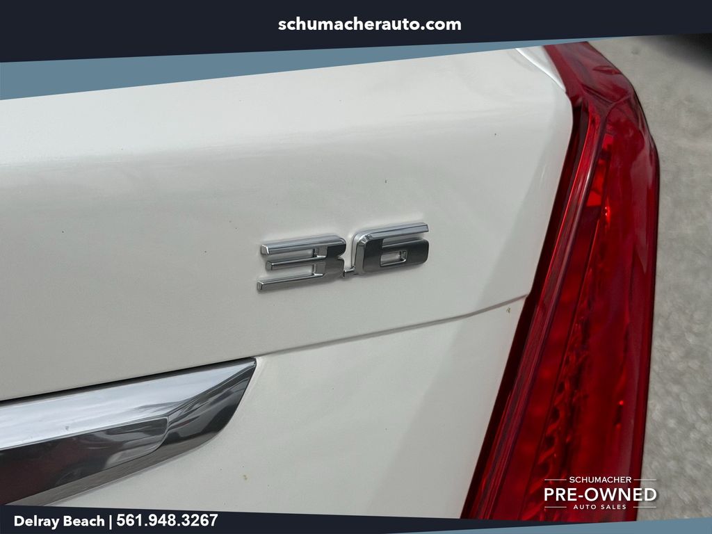 used 2017 Cadillac XT5 car, priced at $17,777