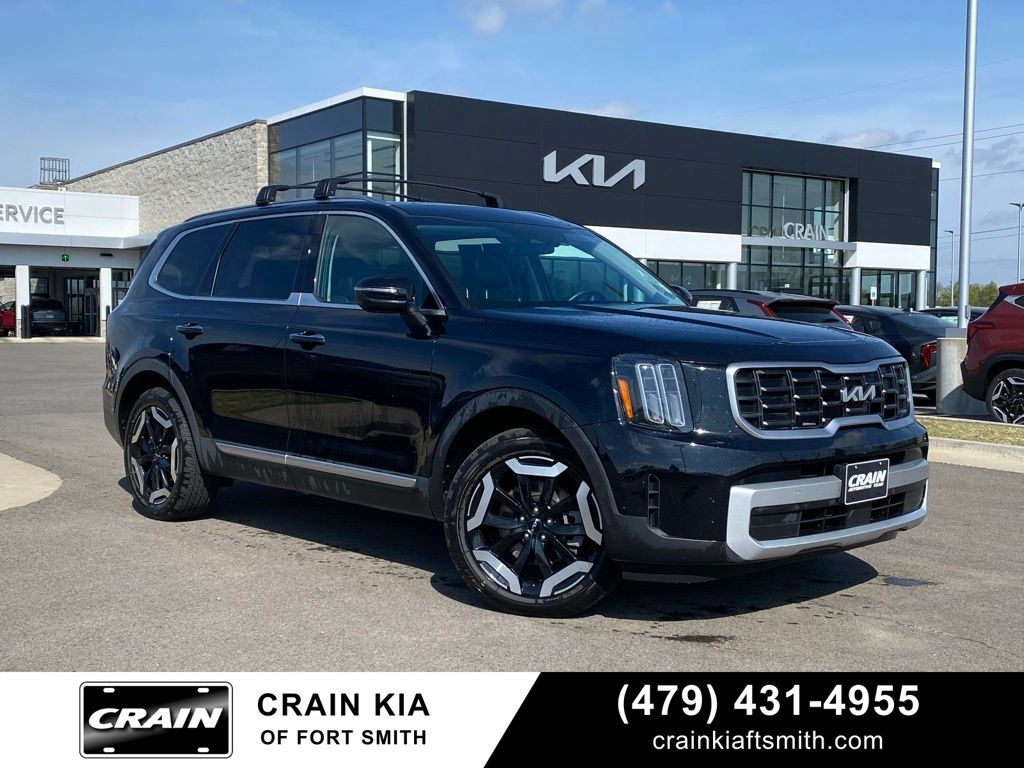 Ebony Black 2025 Kia Telluride S AWD SUV / Crossover All-Wheel Drive 8-Speed Automatic