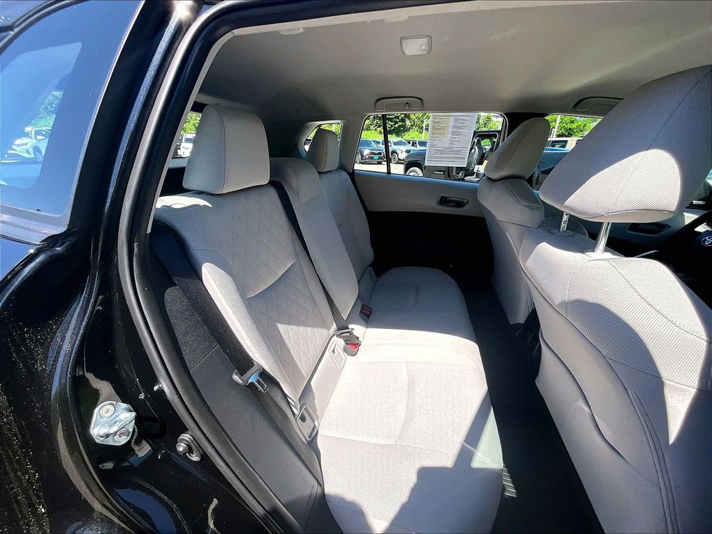 2026 Toyota Corolla Cross — photo 16