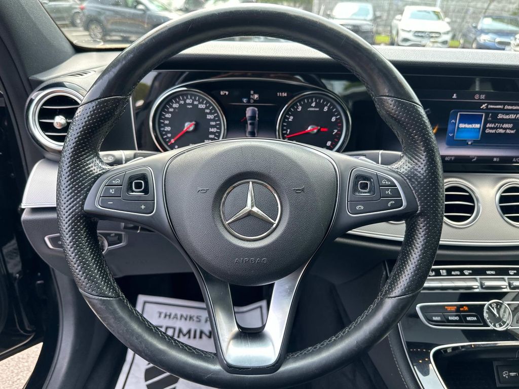 Thumbnail: 2017 Mercedes-Benz E-Class - 14