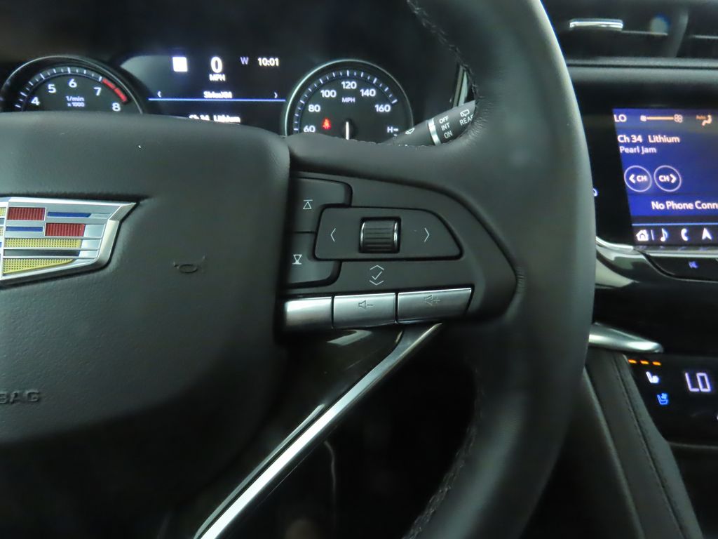 Thumbnail: 2020 Cadillac XT6 - 12
