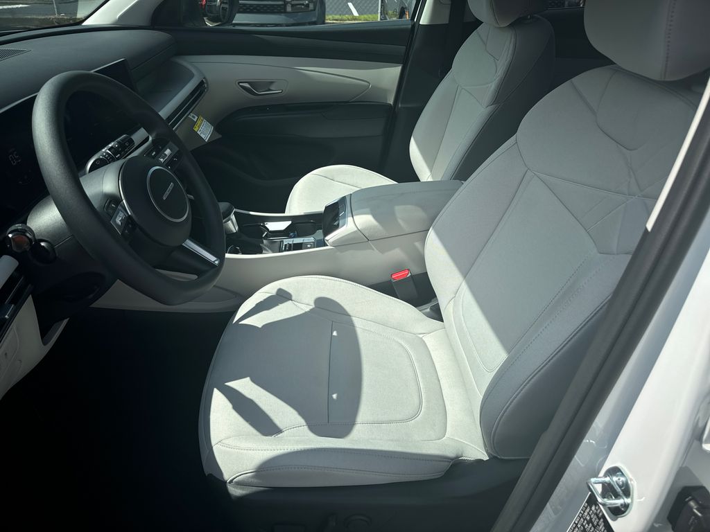 2025 Hyundai Tucson SEL - 8