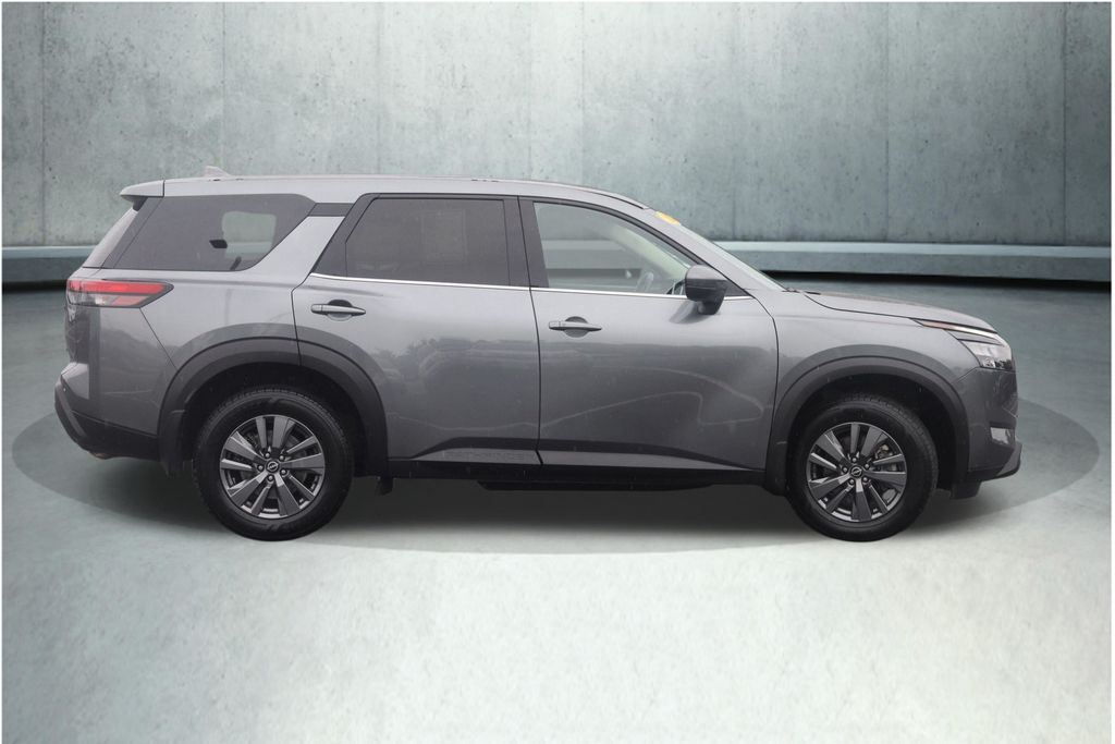 Used 2024 Nissan Pathfinder SUV