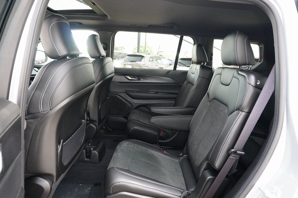 New Car 2025 Jeep Grand Cherokee L  For Sale Under $50,000 In Weatherford, Texas