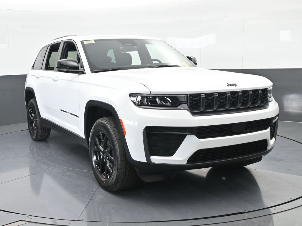 New 2026 Bright White Clearcoat Jeep Laredo image 9