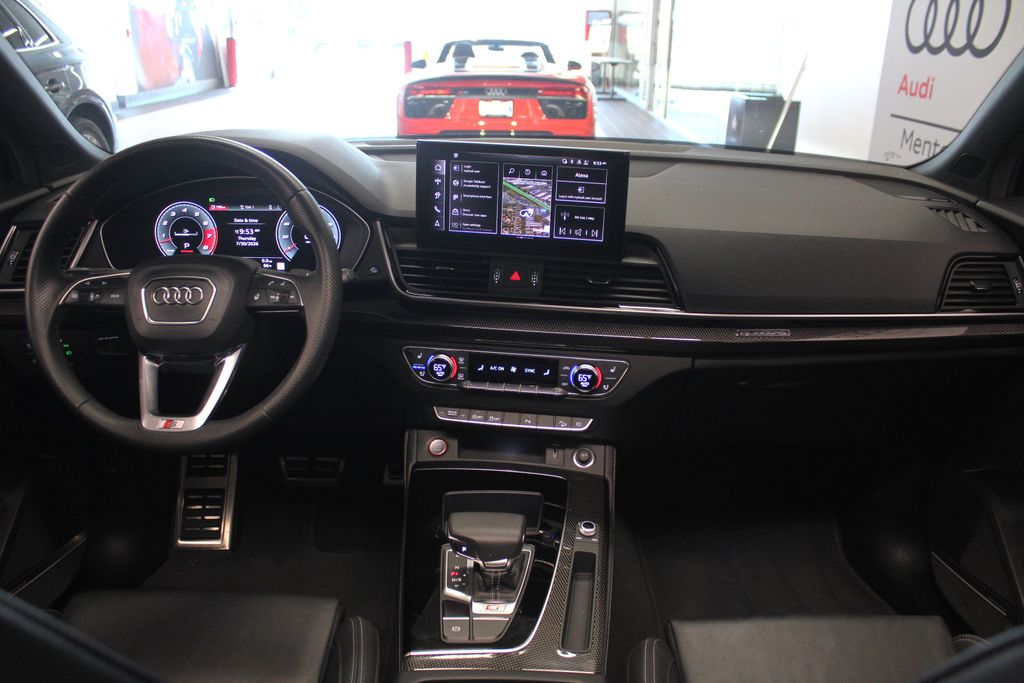 Thumbnail: 2025 Audi SQ5 - 10