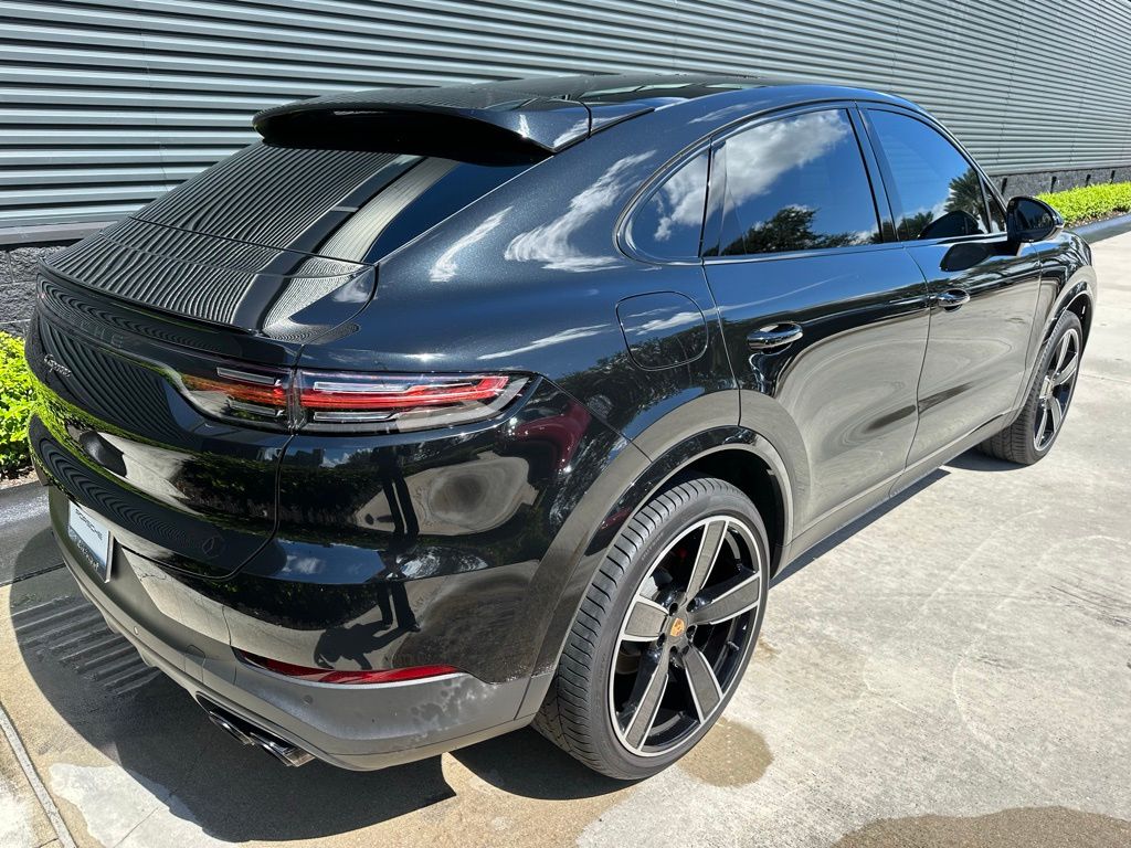 Thumbnail: 2023 Porsche  - 10