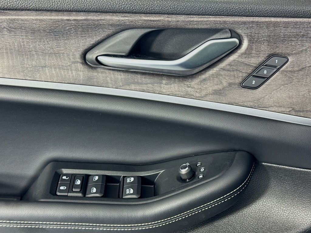 Used Car 2025 Jeep Grand Cherokee  Limited For Sale Under $40,000 In Austin, Texas