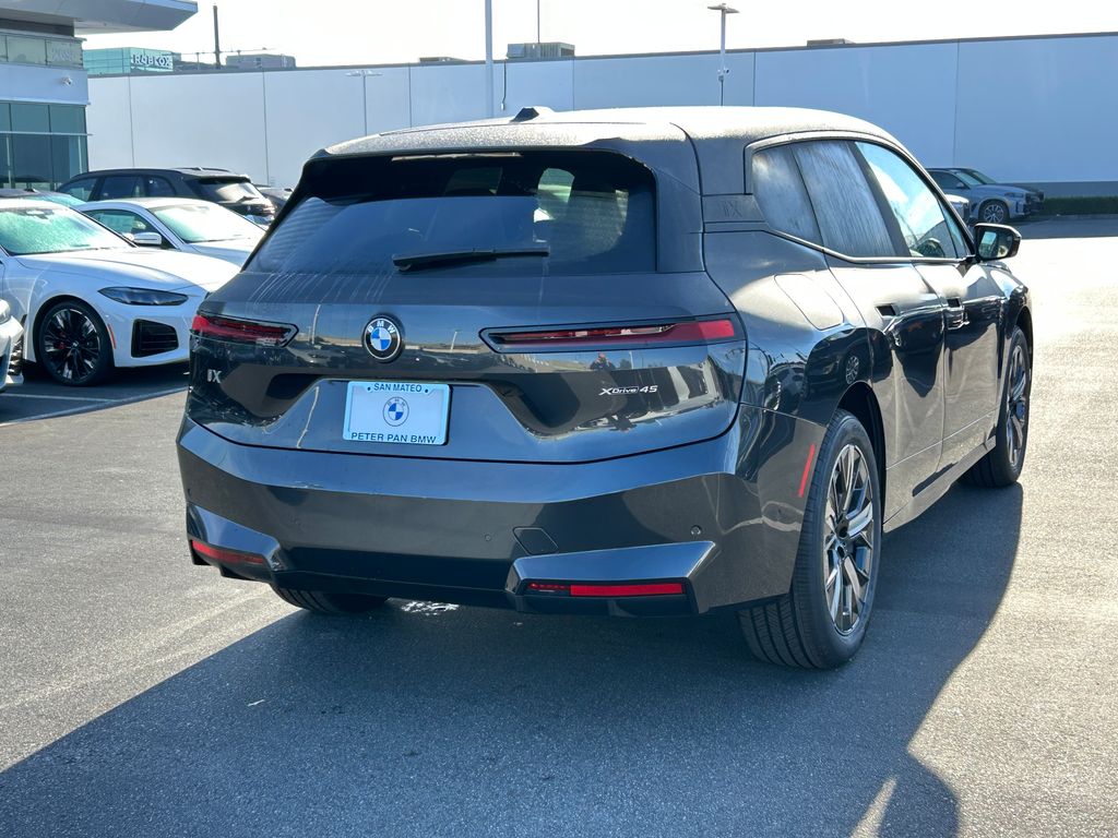 Thumbnail: 2026 BMW iX - 5