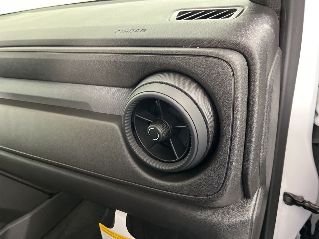 Thumbnail: 2026 Chevrolet Colorado - 10