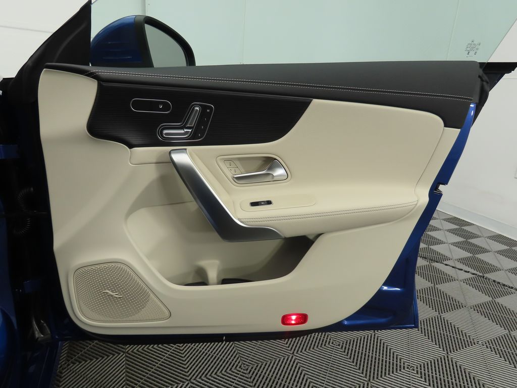 Thumbnail: 2025 Mercedes-Benz CLA - 26