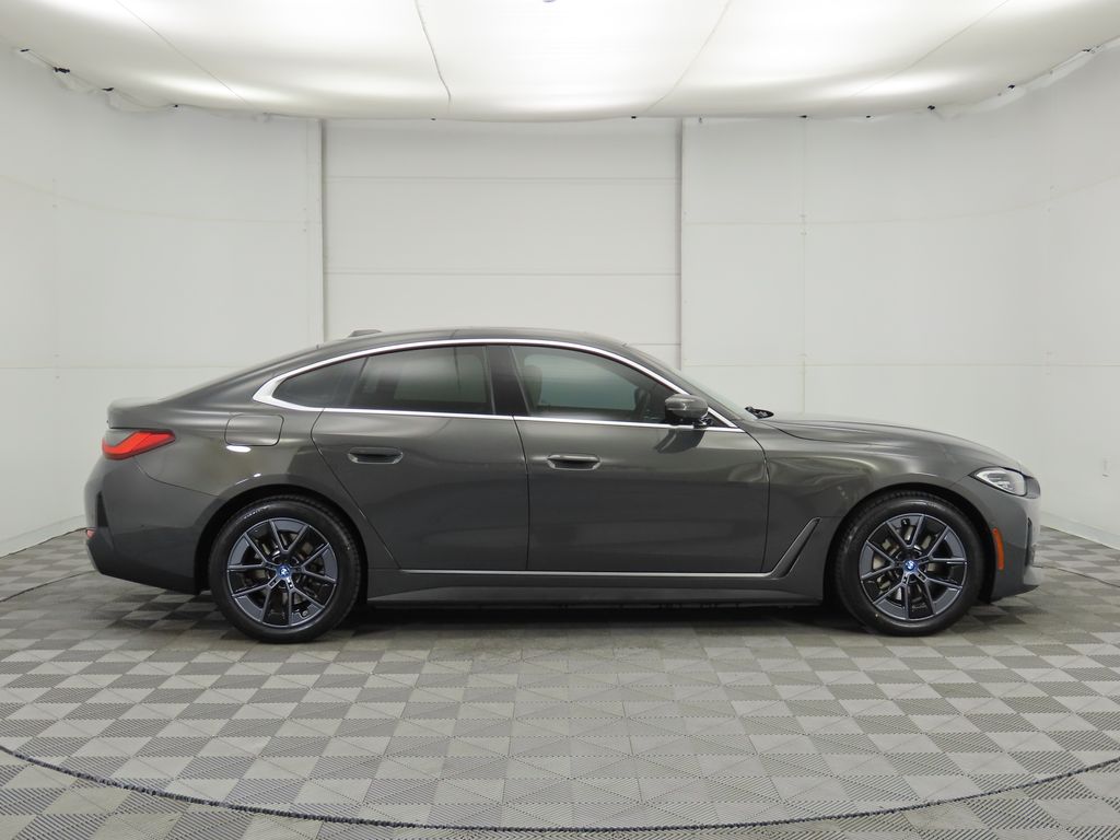 Thumbnail: 2023 BMW i4 - 4