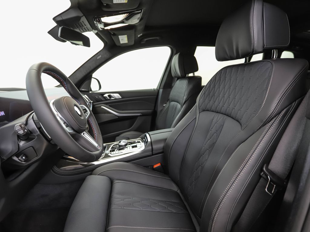 Thumbnail: 2026 BMW X7 - 11