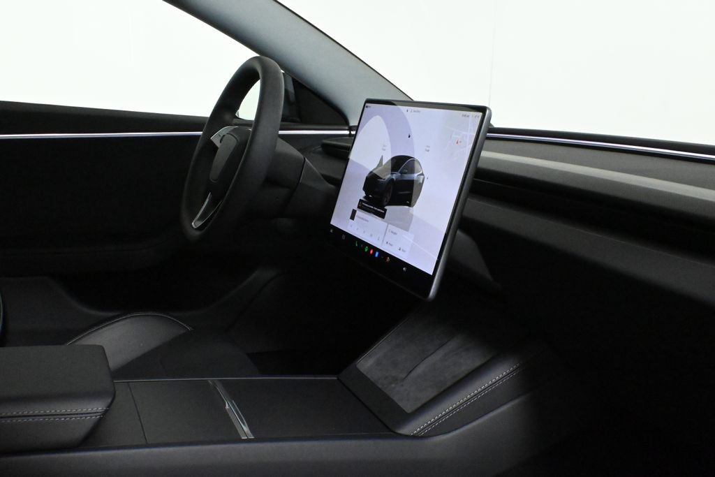 2024 Tesla Model 3 Performance 31