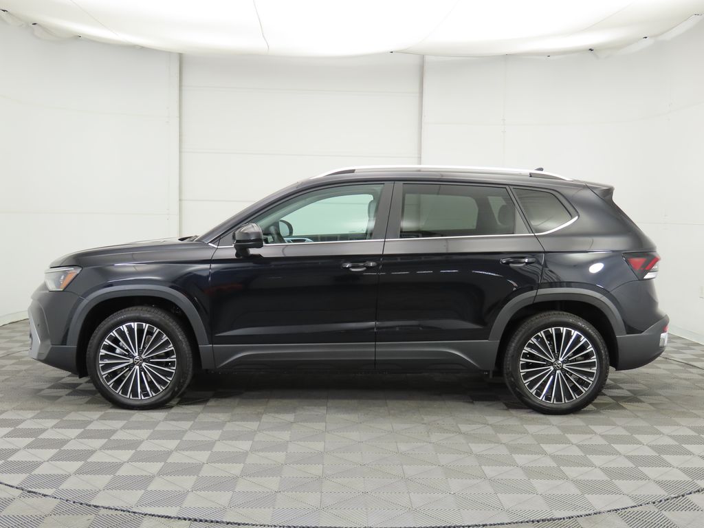 Thumbnail: 2025 Volkswagen Taos - 9
