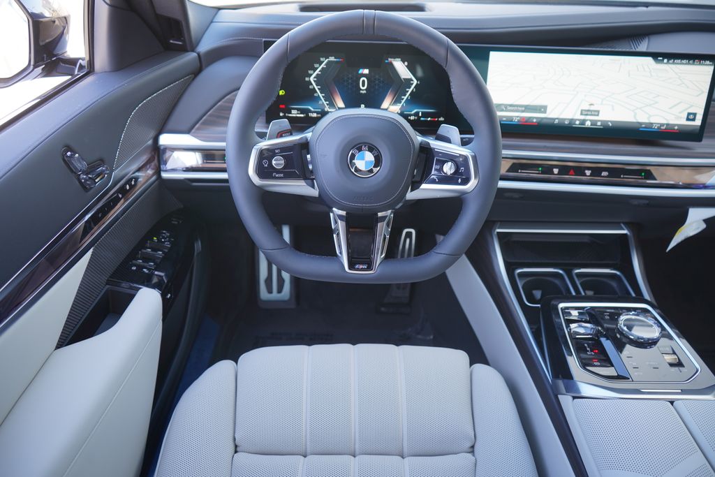 2024 BMW 7 Series 760i xDrive 16