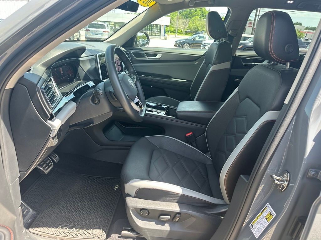Used 2024 Volkswagen Atlas SUV