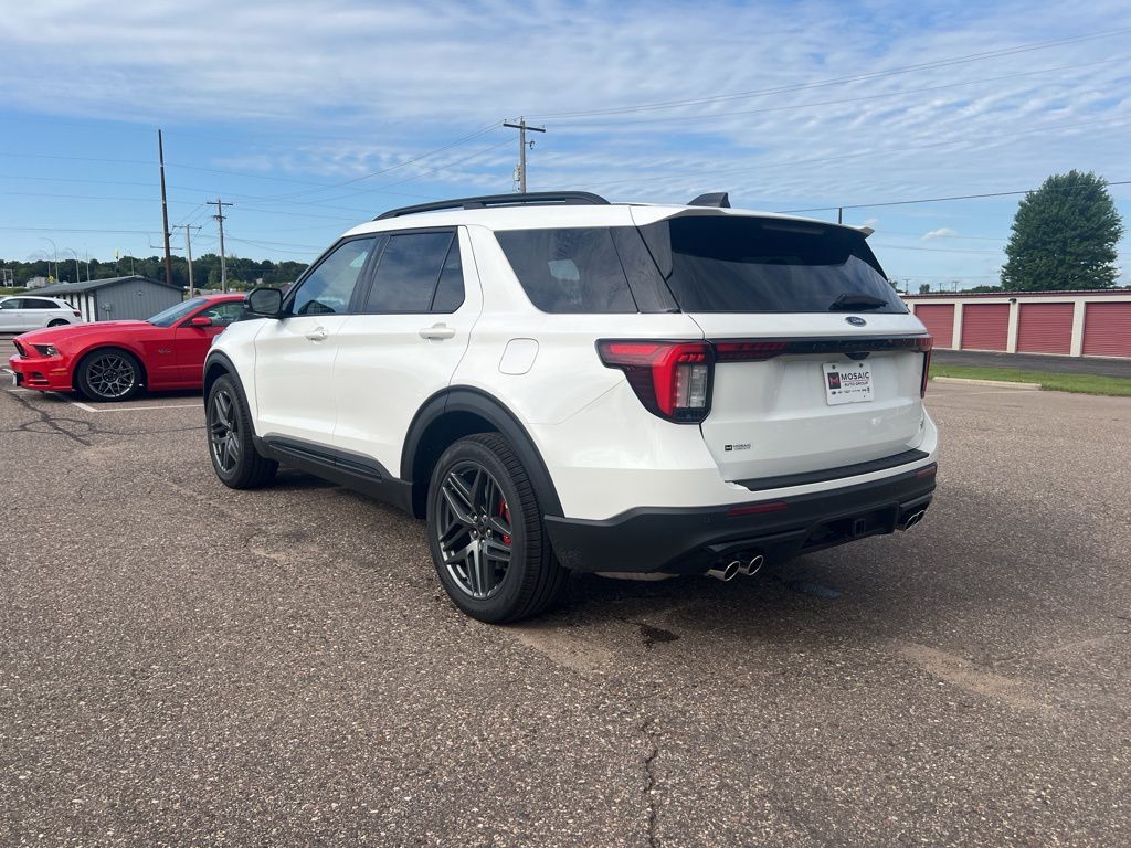 2025 Ford Explorer