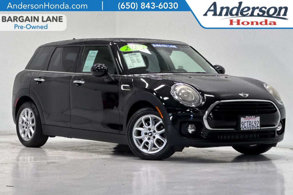 Midnight Black Metallic 2017 MINI Cooper Clubman FWD Wagon Front-Wheel Drive 7-Speed Automatic
