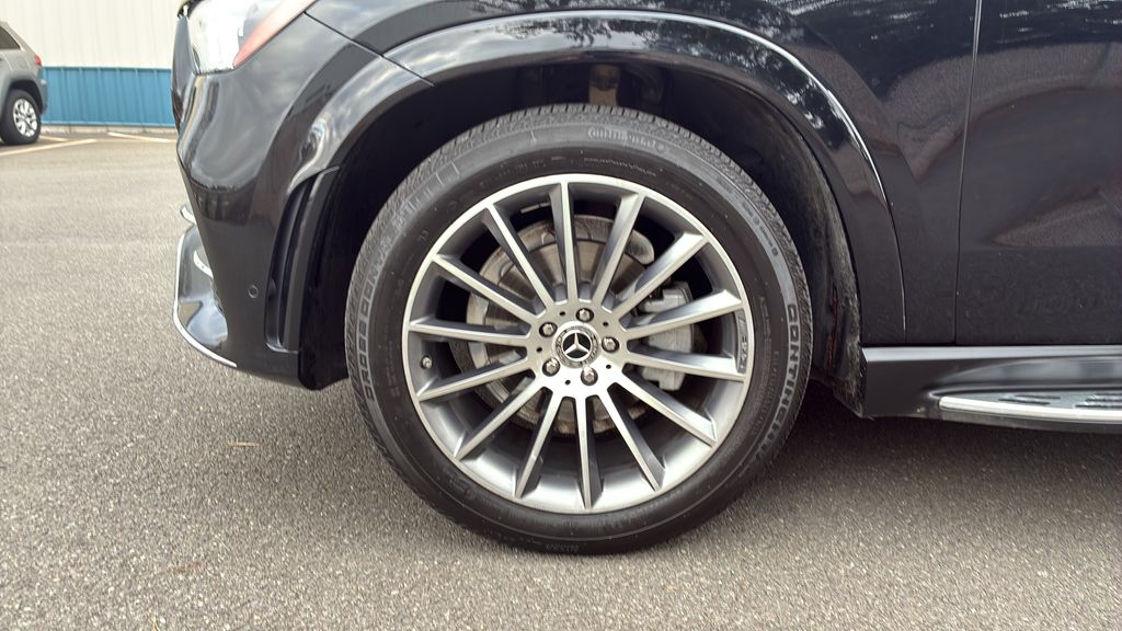 used 2022 Mercedes-Benz GLE car, priced at $32,200