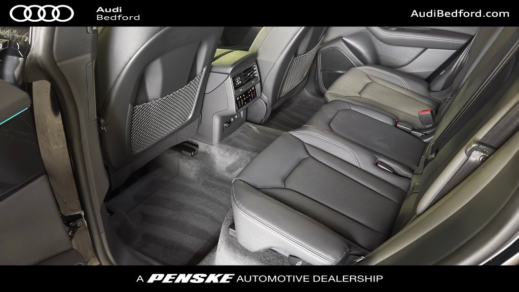 Thumbnail: 2026 Audi Q8 - 19