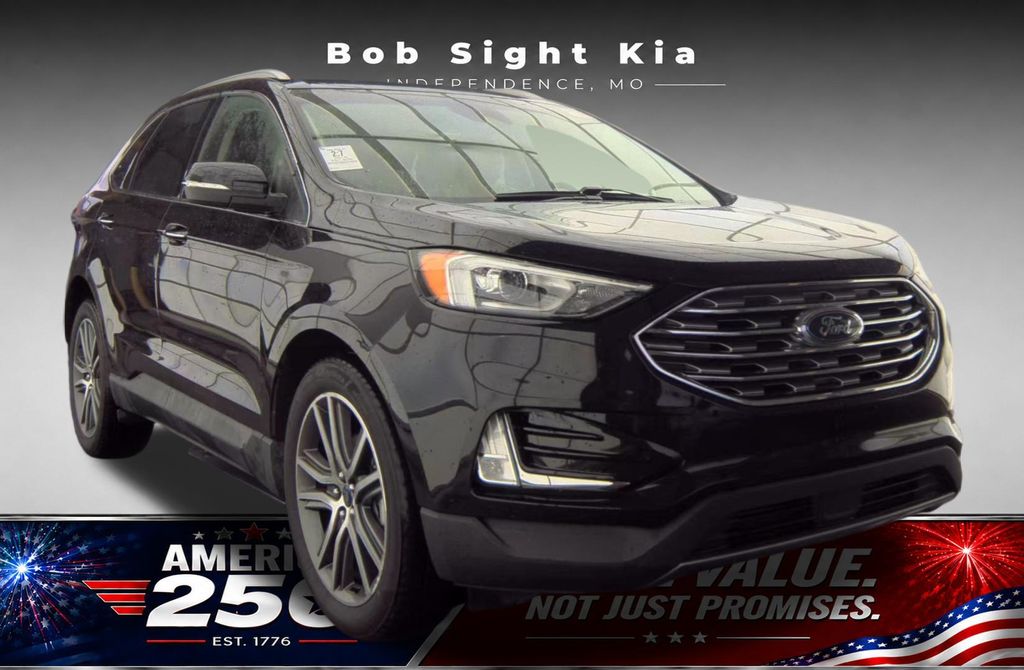 2019 Ford Edge Titanium