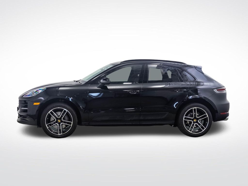 Thumbnail: 2020 Porsche Macan - 2
