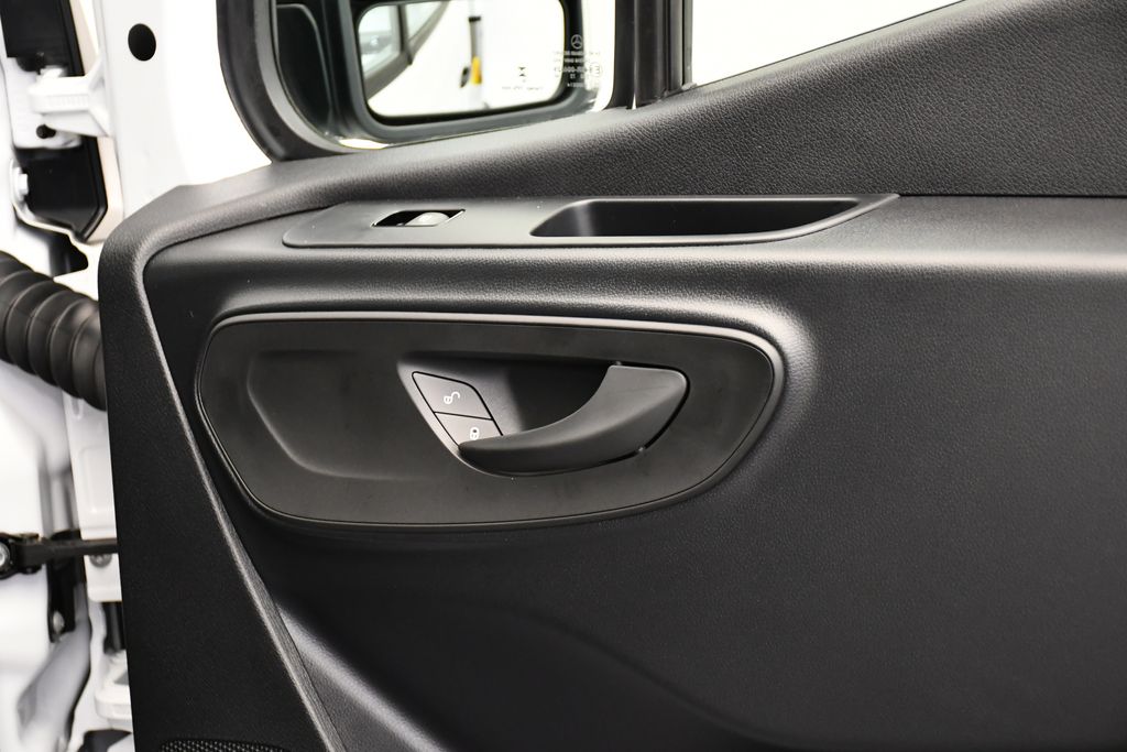 Thumbnail: 2025 Mercedes-Benz Sprinter - 27