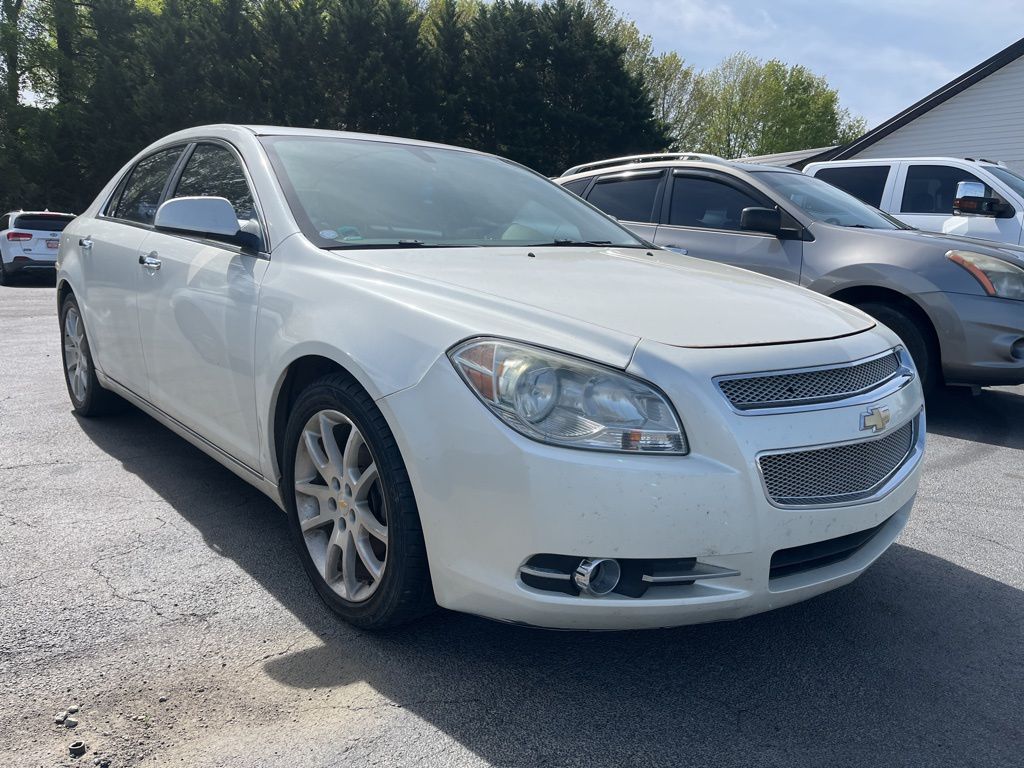 White Diamond Tricoat 2010 Chevrolet Malibu LTZ FWD Sedan Front-Wheel Drive 6-Speed Automatic Overdrive