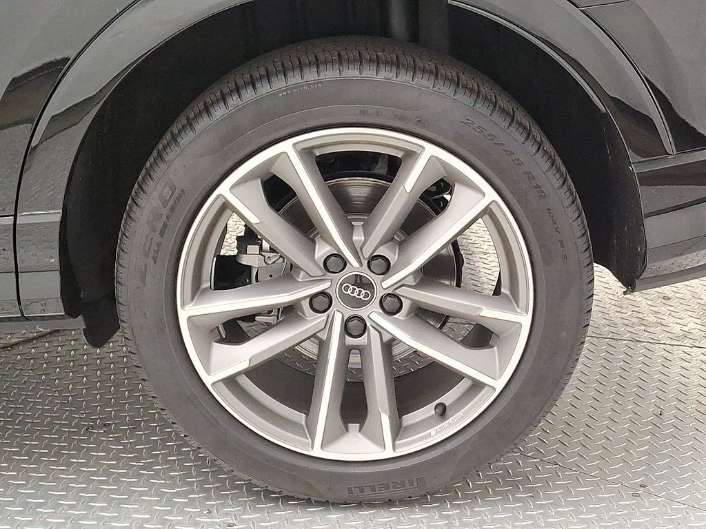 2025 Audi Q3  5