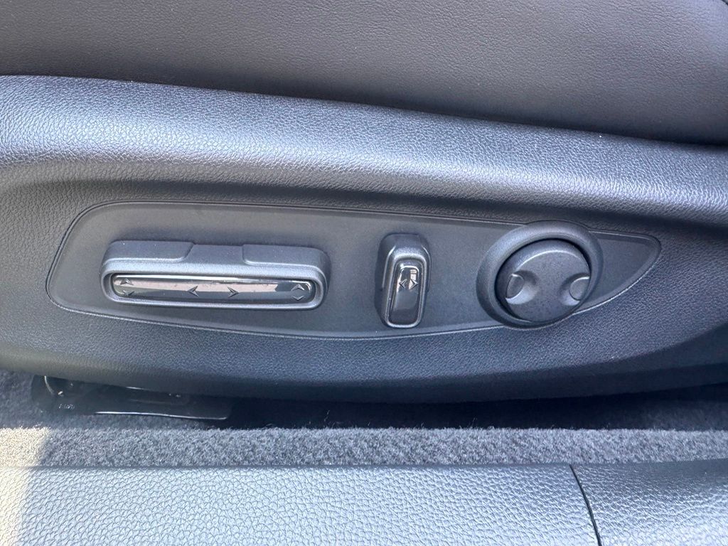 HondaAccord Hybrid23