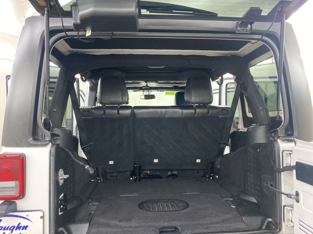 2016 Jeep Wrangler Unlimited Rubicon photo