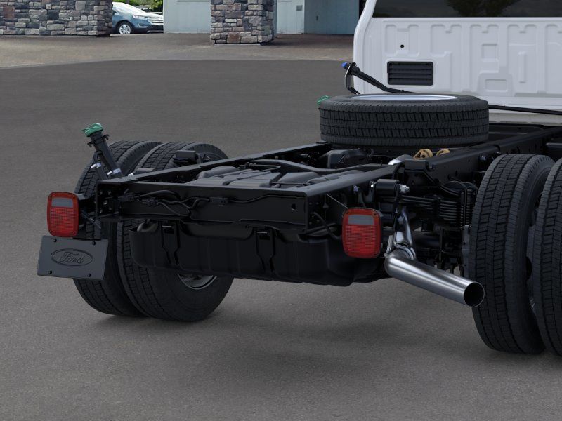 2025 Ford F-550SD XL