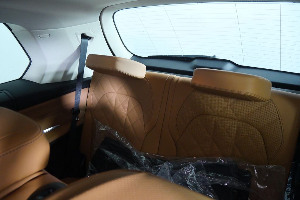 2026 BMW X7 xDrive40i 17