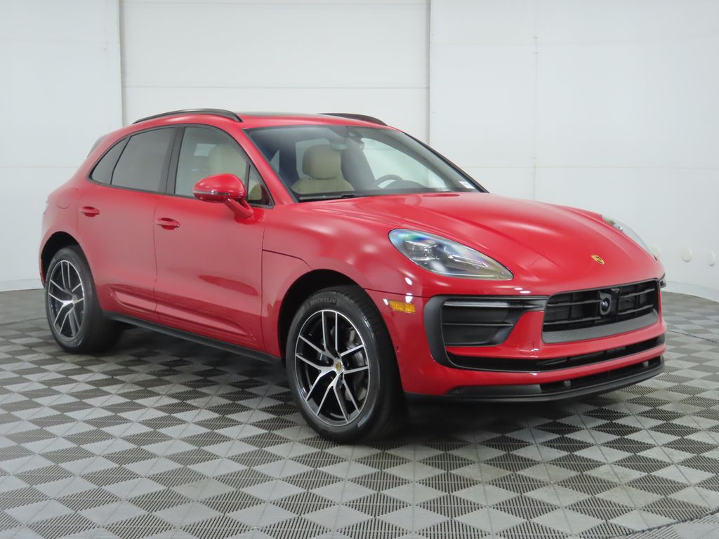 Thumbnail: 2025 Porsche Macan - 9