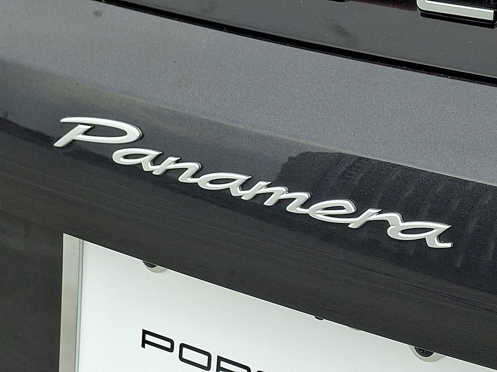 Thumbnail: 2024 Porsche Panamera - 32