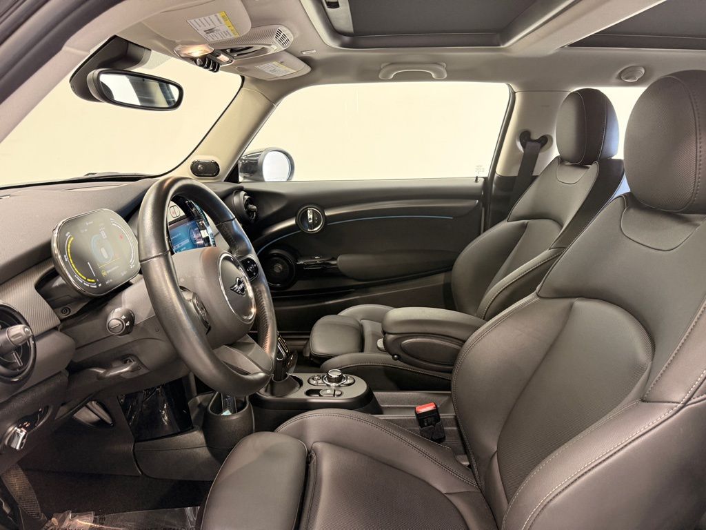 Thumbnail: 2024 MINI Cooper - 12