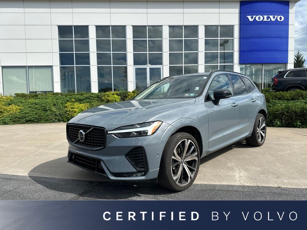 Thunder Gray Metallic 2023 Volvo XC60 SUV / Crossover All-Wheel Drive Automatic
