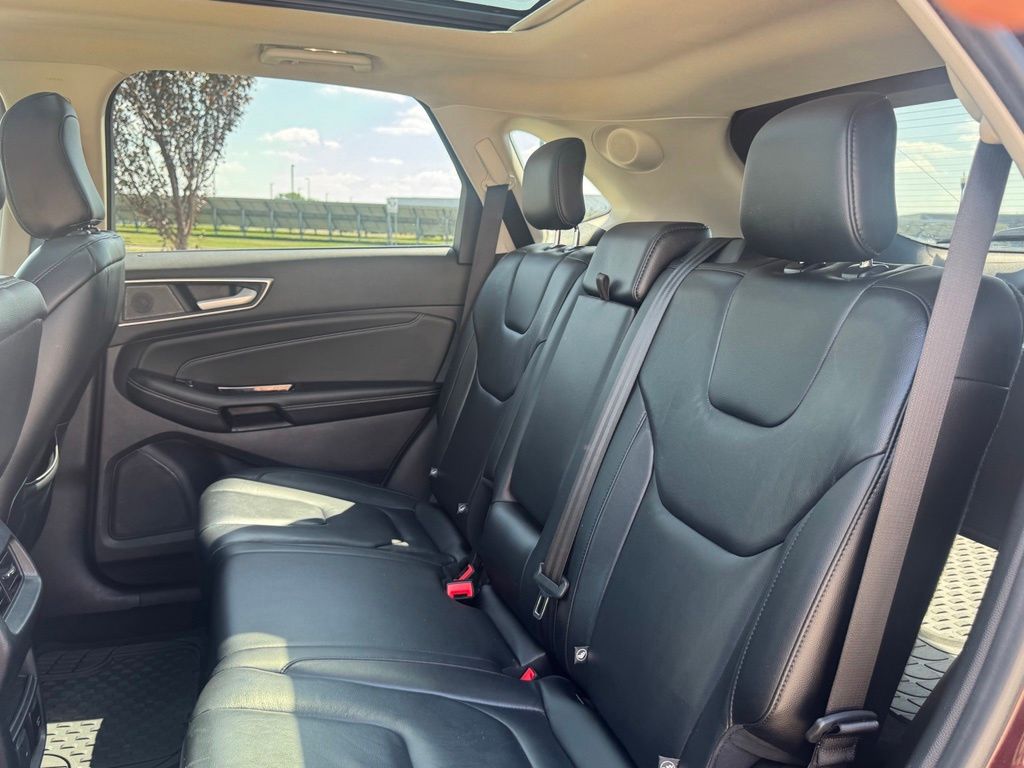 2020 Ford Edge Titanium