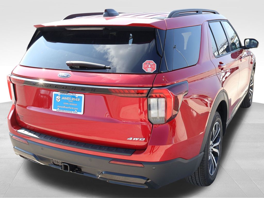 View vehicle photo 5