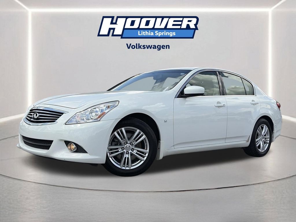 MOONLIGHT WHITE 2015 INFINITI Q40 3.7 RWD Sedan Rear-Wheel Drive 7-Speed Automatic