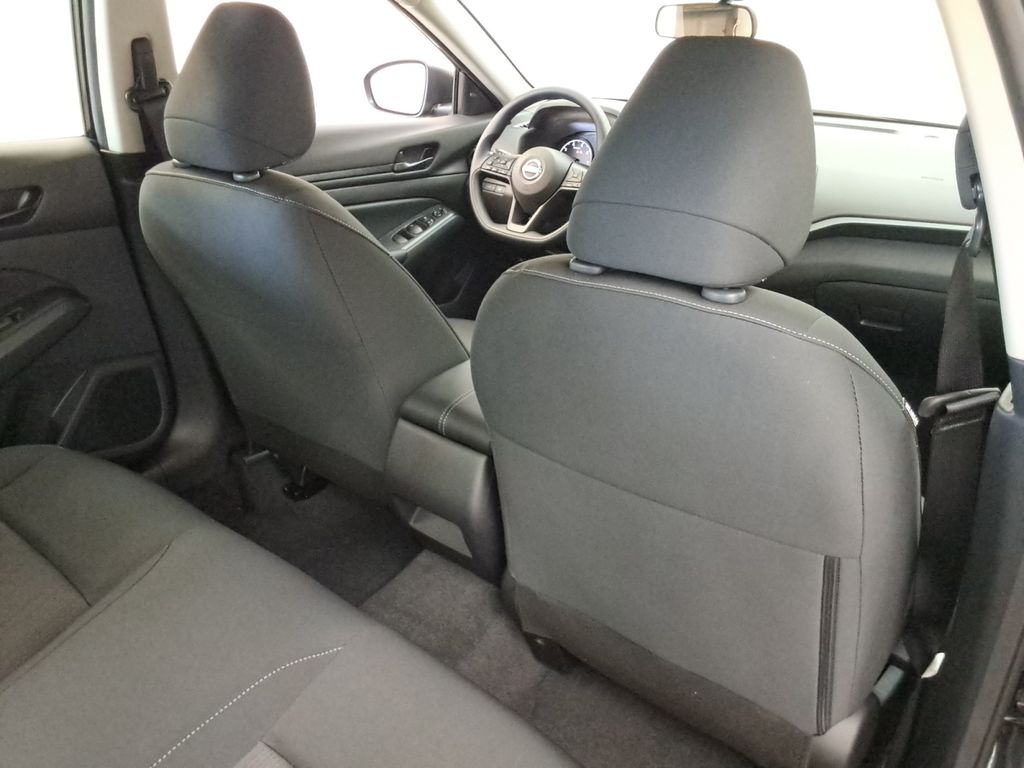 used 2025 Nissan Altima car