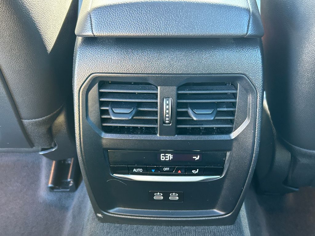 Thumbnail: 2023 BMW 4 Series - 32