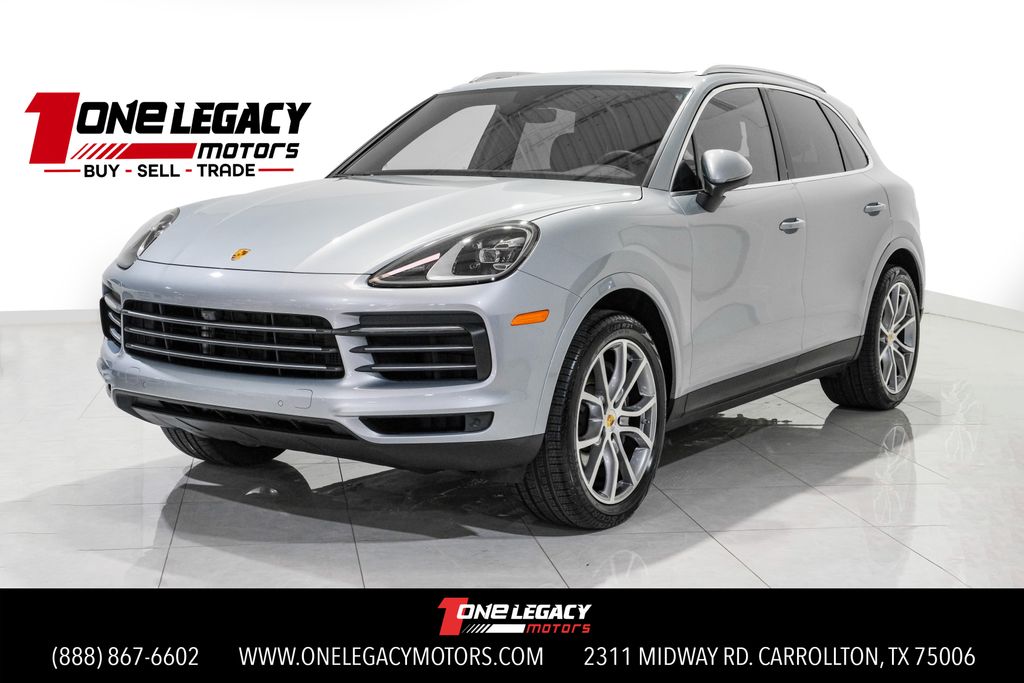 Dolomite Silver Metallic 2023 Porsche Cayenne AWD SUV / Crossover All-Wheel Drive 8-Speed Automatic