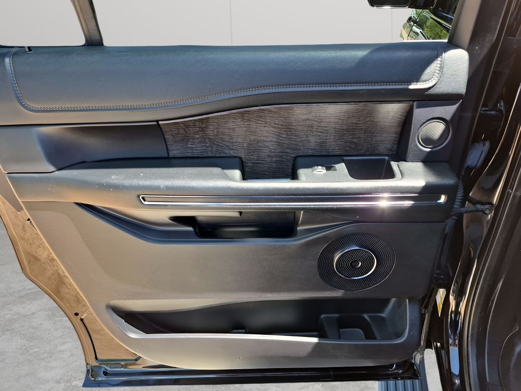 Used Car 2019 Ford Expedition Max  Limited For Sale Under $25,000 In Austin, Texas