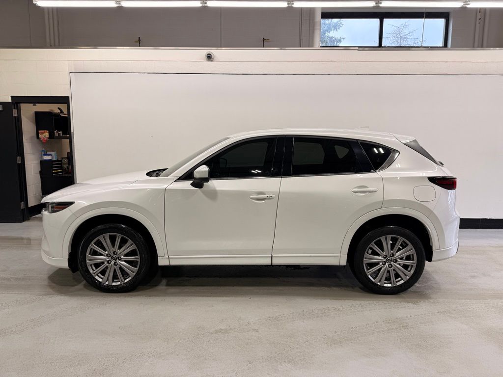 Thumbnail: 2023 Mazda CX-5 - 2