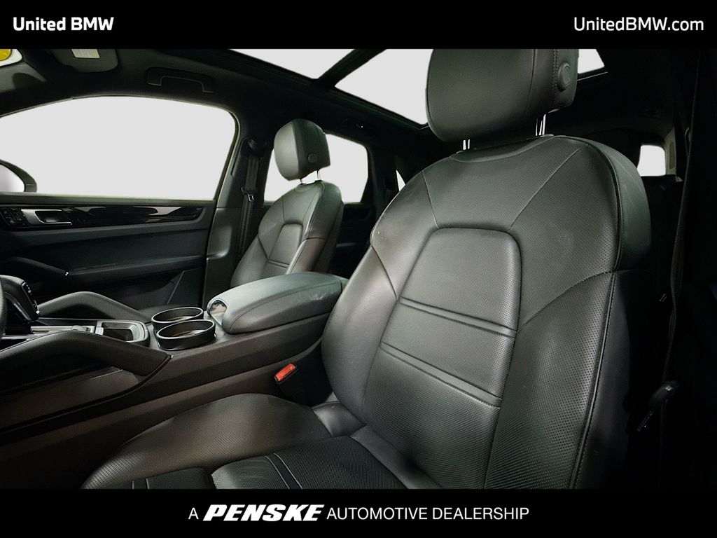 Thumbnail: 2020 Porsche Cayenne - 5