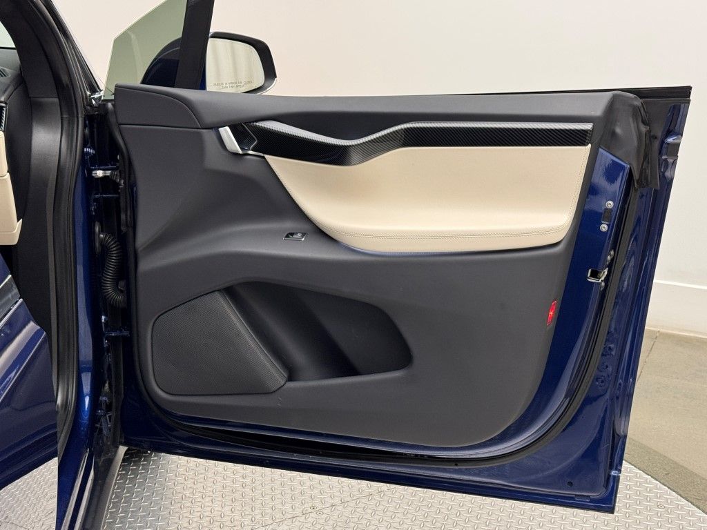2020 Tesla Model X Long Range 20